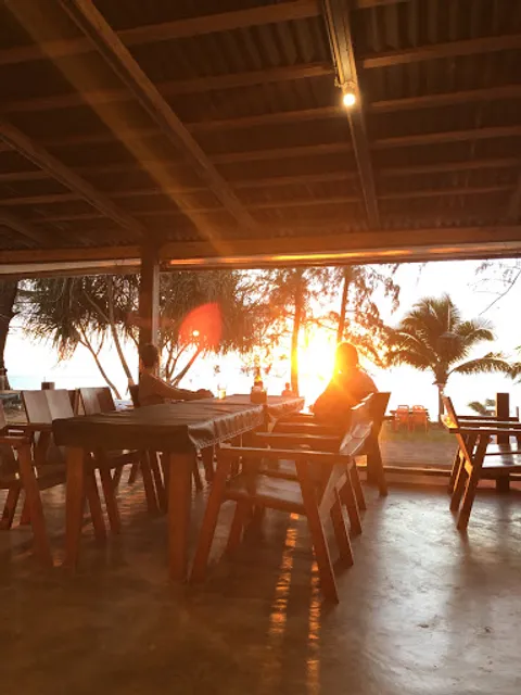 Bangsak kitchen ครัวบางสัก