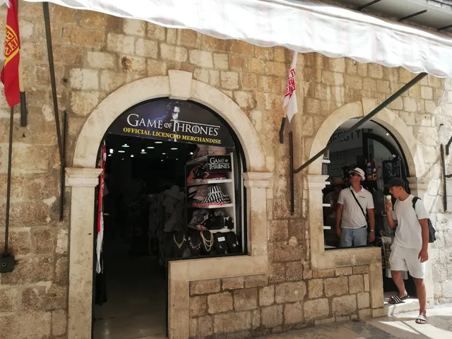 Dubrovnik City shop - IRON THRONE