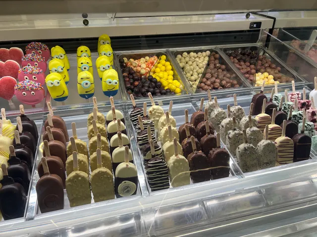 Lucciano's Arauco Station