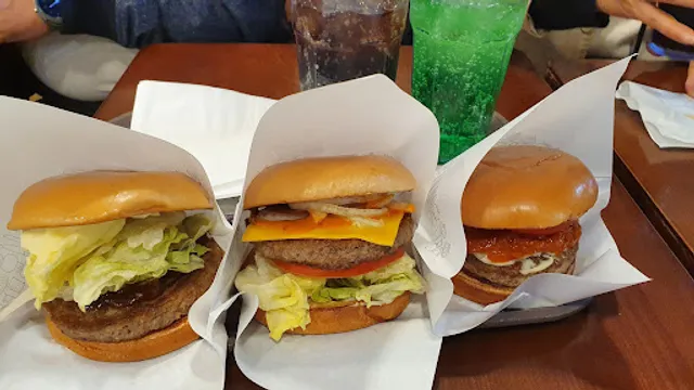 모스버거 센트럴시티점 / Mos Burger Central City Branch