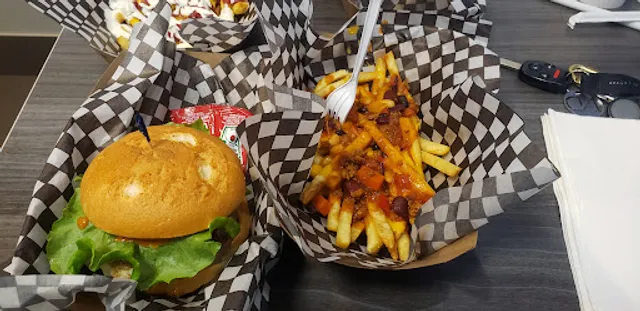 Boardwalk Burgers - Abbotsford Fraser HWY