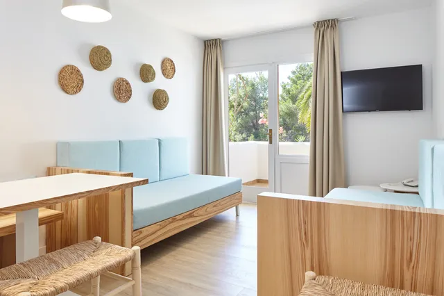Apartamentos San Miguel Park & Esmeralda Mar