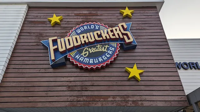 Fuddruckers