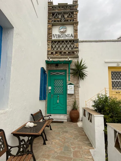 TINOS HERITAGE PLATEIA