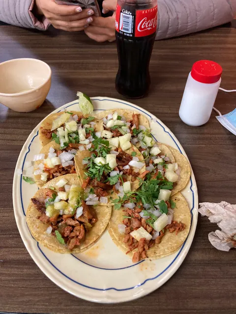 Pozolería y taquería López