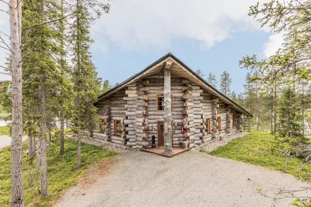 Rukan Salonki Resort