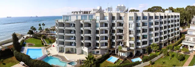 The Ermitage on the Beach