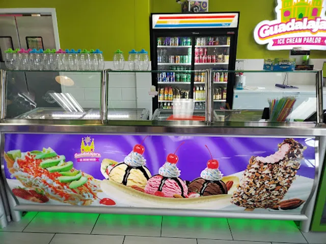 Guadalajara Ice Cream Parlor - Neveria Y Paleteria