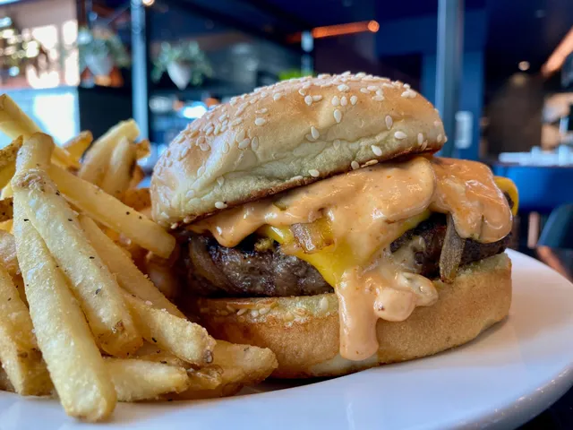 Backlot Pizza + Kitchen