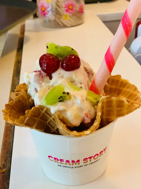 Cream Story