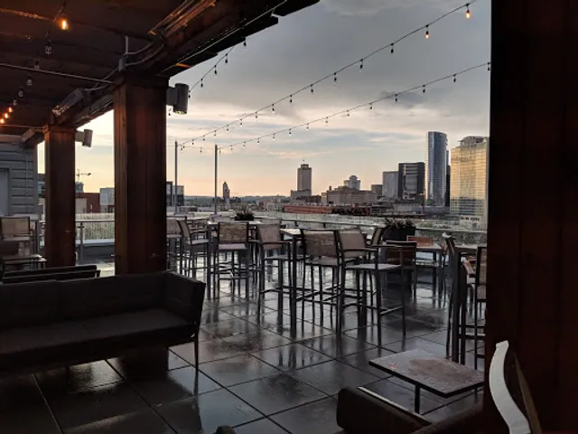 UP, Rooftop Table & Tavern