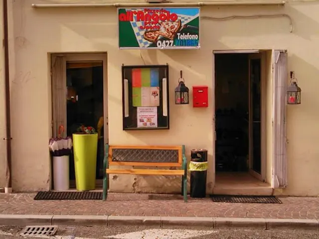 Pizzeria All' Angolo