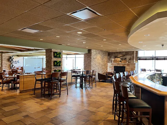 Three Rivers River View Restaurant & Bar