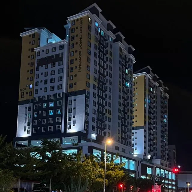 Pangsapuri Ladang Tanjung