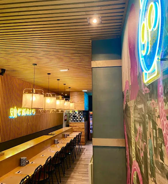 Restaurante Japonés Go Sushi