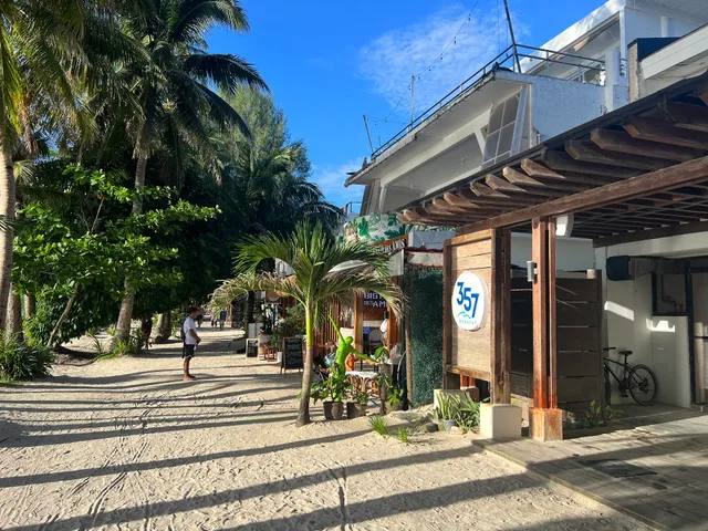 3-5-7 Boracay Resort Hotel