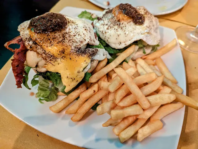 Casanova Food & Drink