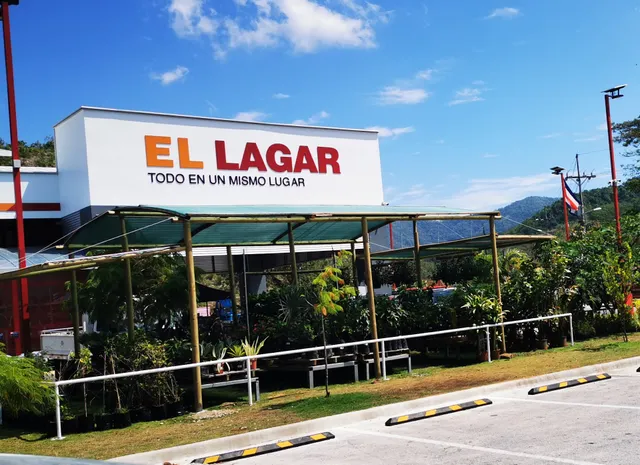 El Lagar • Jacó Norte