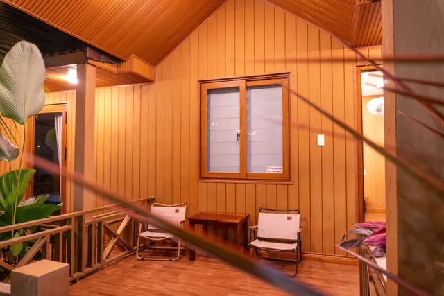 CHERRY HOMESTAY & COFFEE BMT