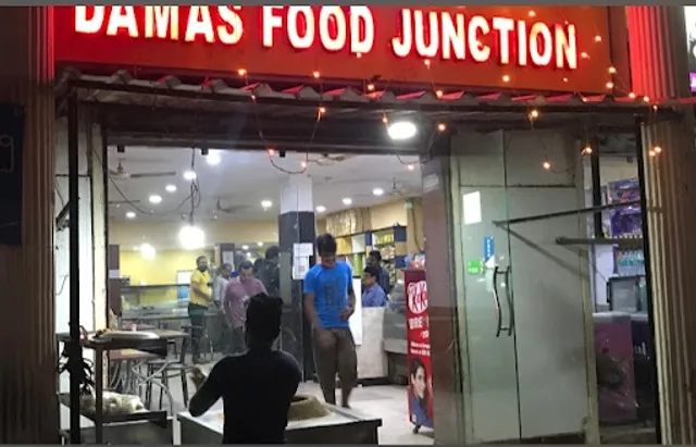 Damas Food Junction