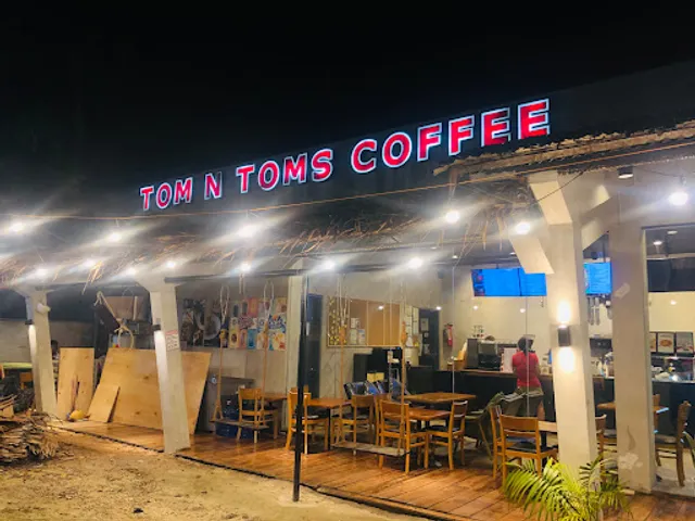 Tom N Toms Coffee - Siargao