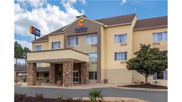 Comfort Inn & Suites Montgomery East Carmichael Rd