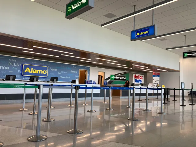 Hertz Car Rental - John Glenn Columbus International Airport