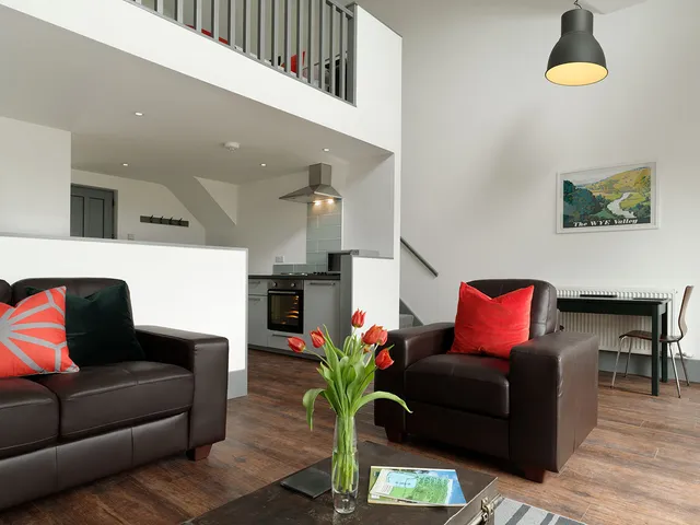 Symonds Yat Rock Lodge