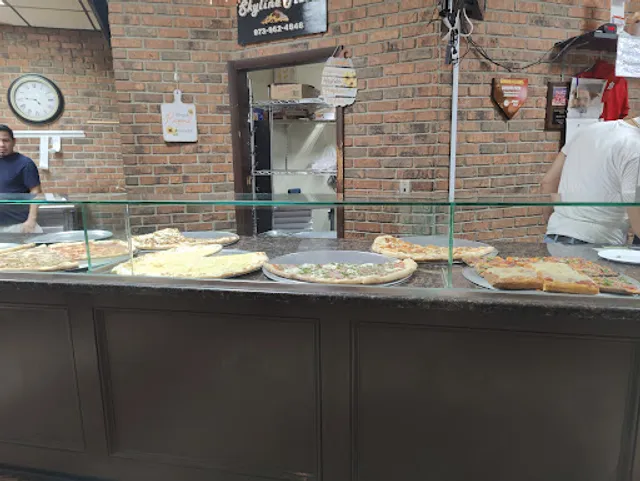 Skyline Pizzeria & Restaurant