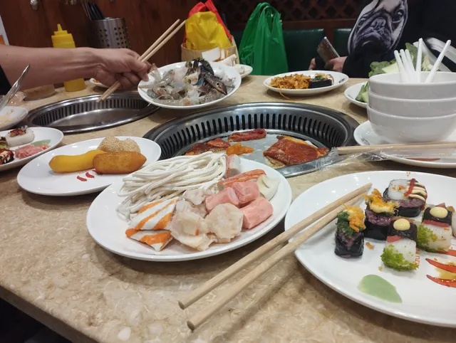 happiness grassland hot pot and grill bbq restaurant