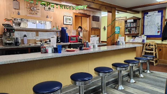 Gilly's Breakfast & Lunch