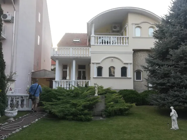 Ádám Apartman