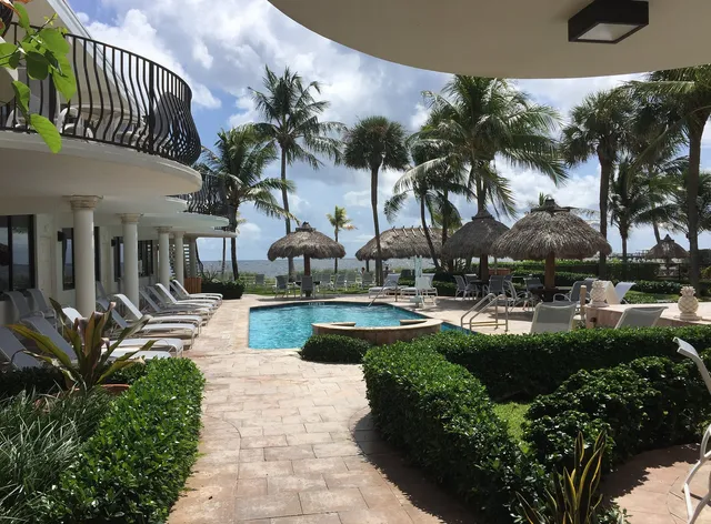 High Noon Beach Resort