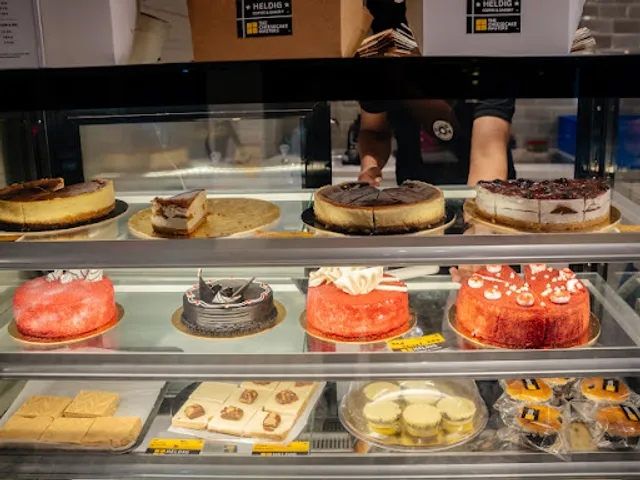 HELDIG COFFEE & BAKERY