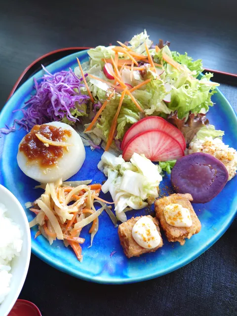 Vegemahi（ローフード＆ヘルシーフード）