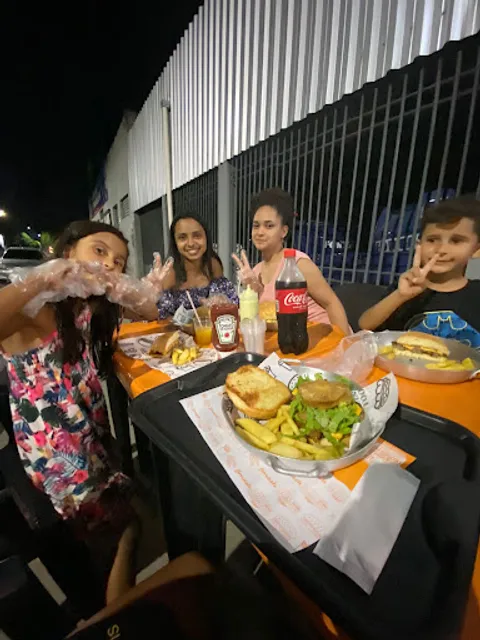 Bão Bisurdo Burger Loja 1