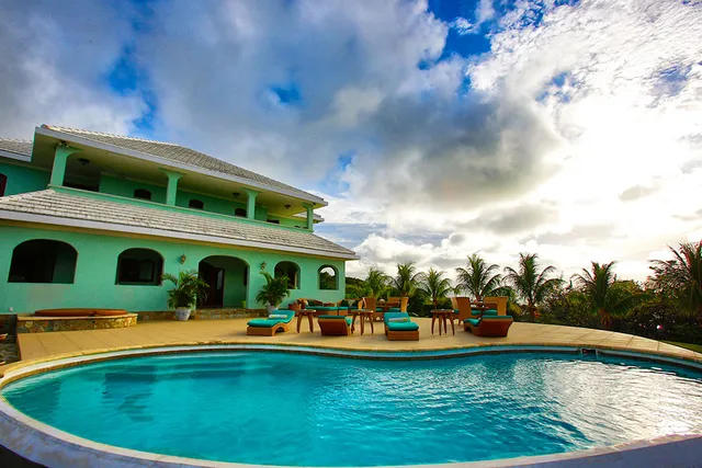 Vista Verde Roatan - Vacation Resort Villa