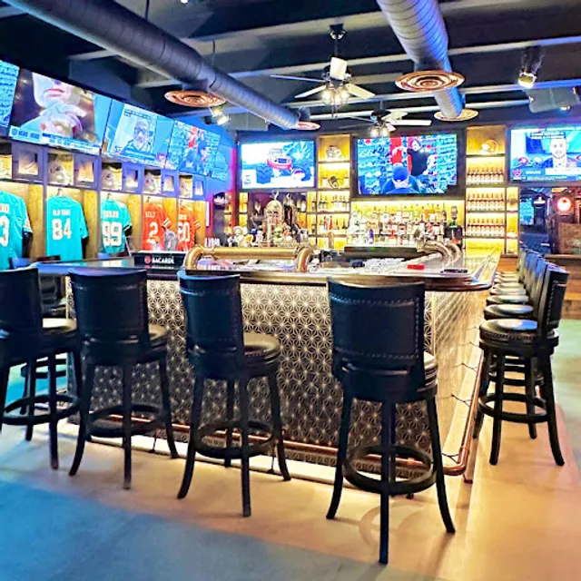 Old Tom's Sports Bar Kendall