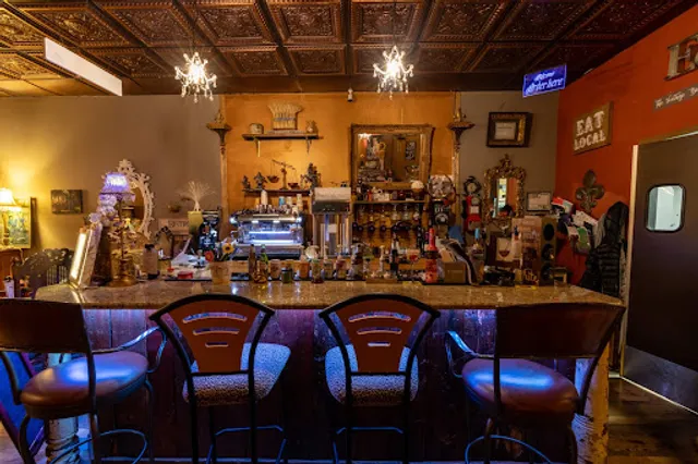 The Vintage Beano and Vino Lounge