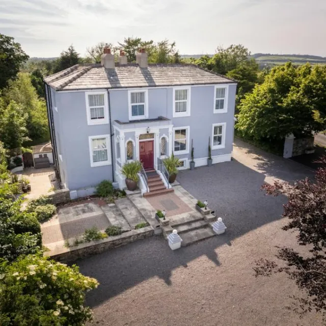 Scenery Hill Hideaways