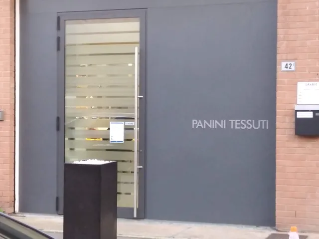 Panini Tessuti e Tendaggi - Negozio