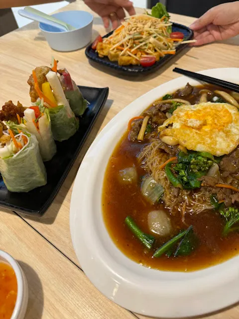 So Pho (The Woodleigh Mall)