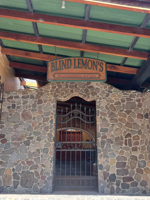 Blind Lemon's