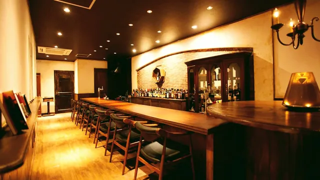 Lennox’s cocktail & wine