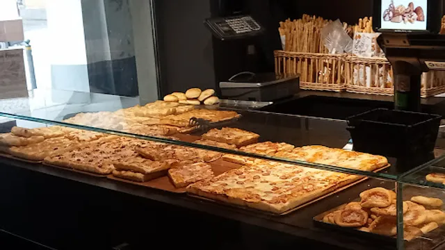 Brungaj 1999 Boutique