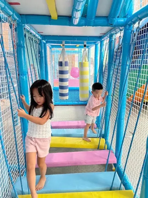 Happy Bees Indoor Playground