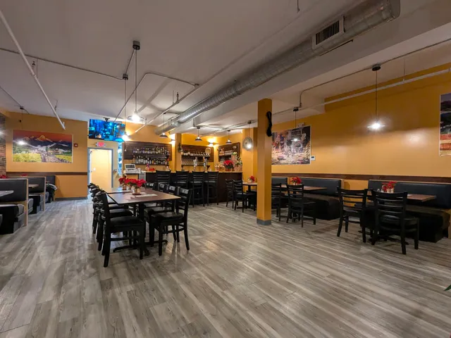 New Everest Momo & Curry