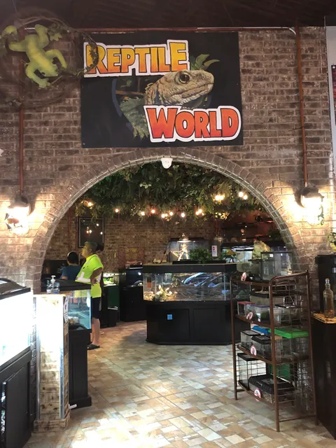 Exotic Tropical Petworld