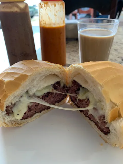 Panificadora e Lanchonete Nutripão.