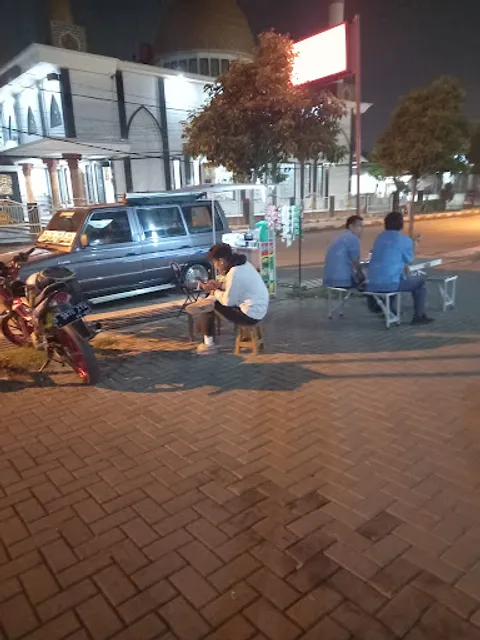 Kedai Susu Murni & Roti Bakar GH